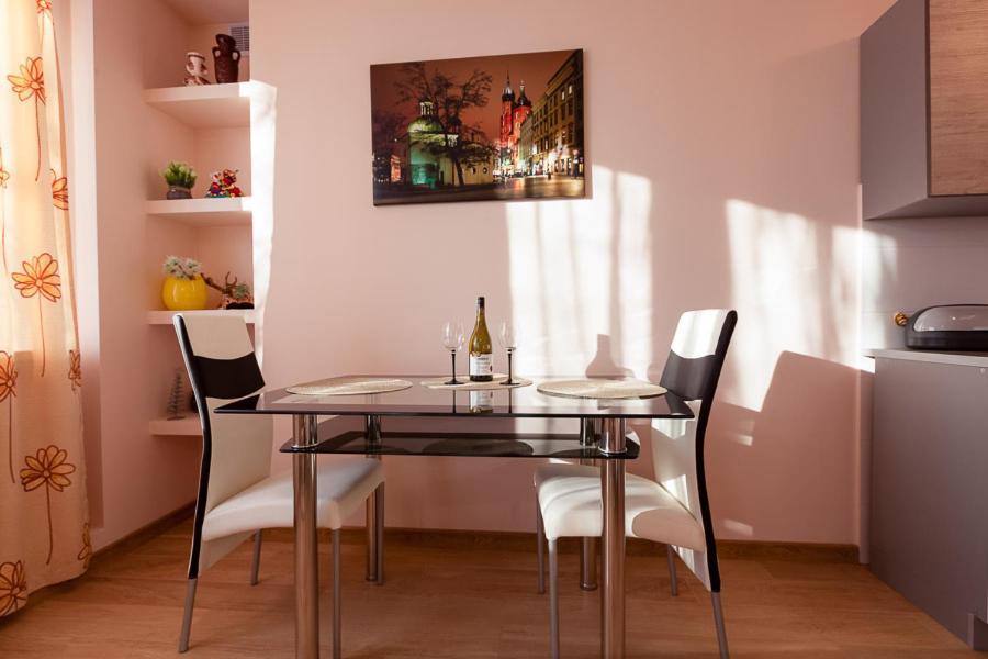 Piast Apartament Krasków Εξωτερικό φωτογραφία