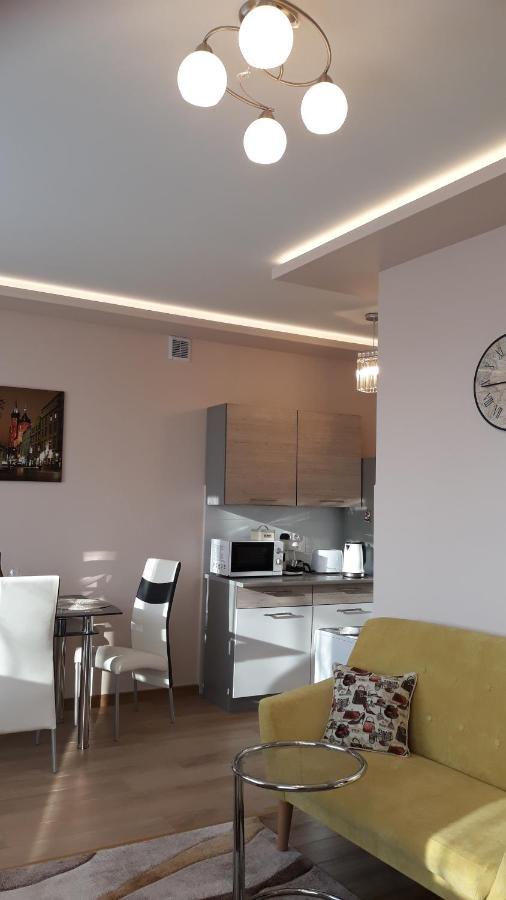 Piast Apartament Krasków Εξωτερικό φωτογραφία